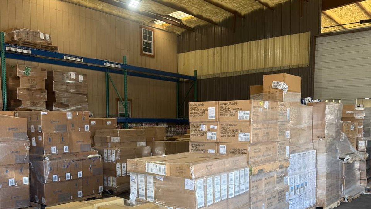 Asfar Distribution Houston Fulfillment Center Asfar Distribution warehouse interior in Houston Texas - 40,000 square foot 3PL fulfillment center